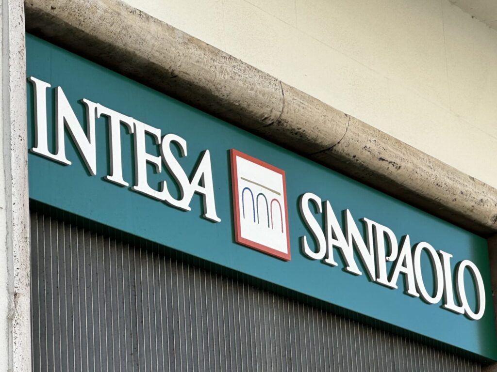 Intesa Sanpaolo logo
