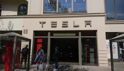 Stabilimento Tesla a Shanghai