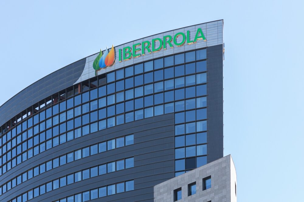 Iberdrola logo e grafico di crescita