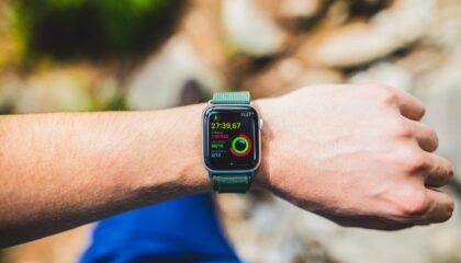 Apple Watch Ultra 4 in primo piano